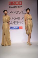 Model walk the ramp for talent box ritika karishma shahani show at Lakme Fashion Week Day 4 on 6th Aug 2012 (108).JPG